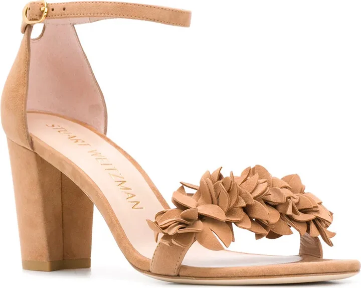 Nearly 3D flower sandals - Image 2