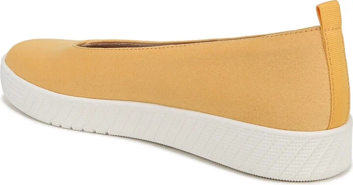 Neela Slip-On Flat - Image 9