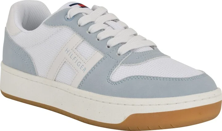Neenha Sneaker