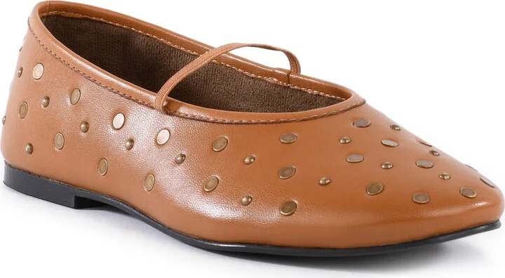 Tan