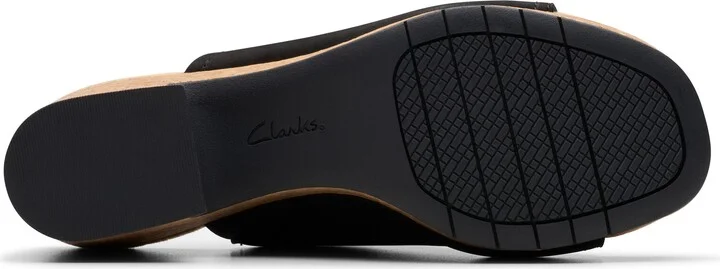 Nerisa Vina Platform Sandal - Image 5