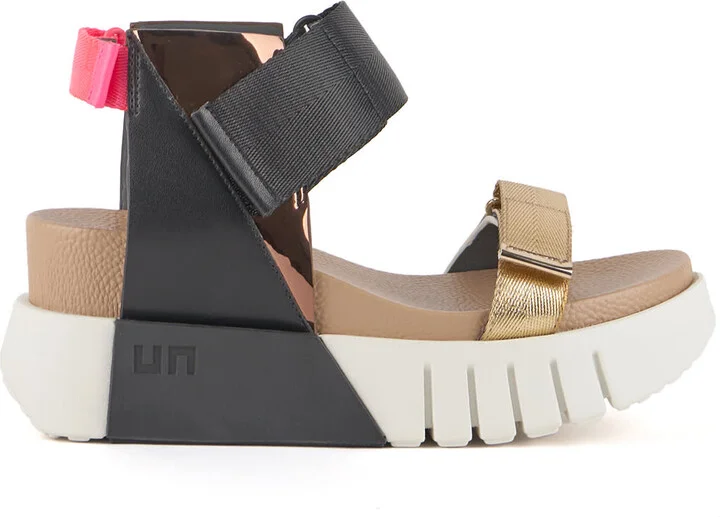 Neutrals / Black Delta Run - Connect