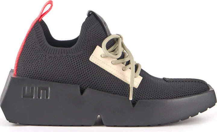 Neutrals / Black Mega Juno - Alert