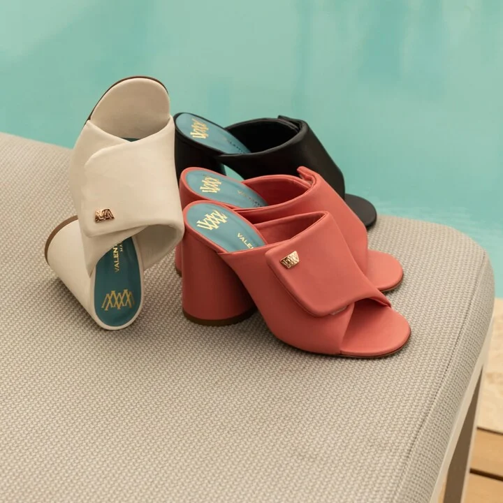 Neutrals / White Titta Ot Slide Milk Parmasoft - Image 2