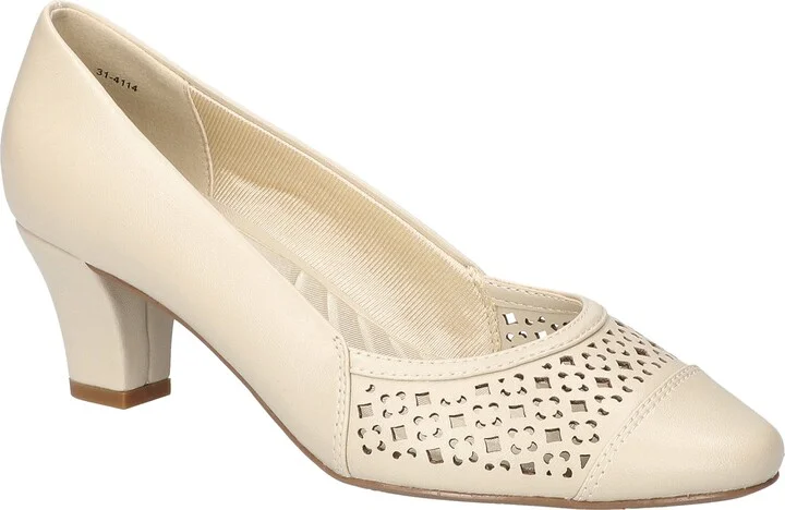 Neva Cap Toe Pump