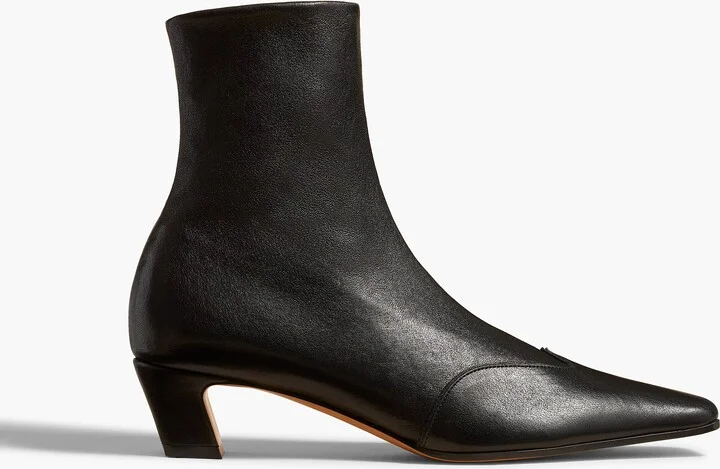 Nevada Stretch Low Boot in Black Nappa Leather