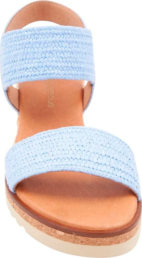 Neveah Featherweight Wedge Sandal - Image 4