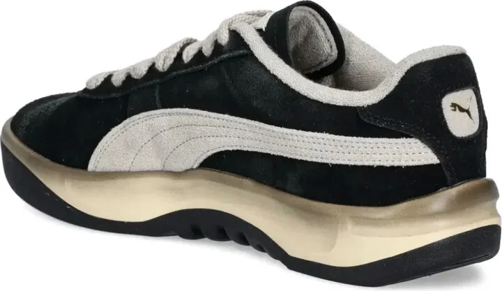 NeverWorn sneakers - Image 3