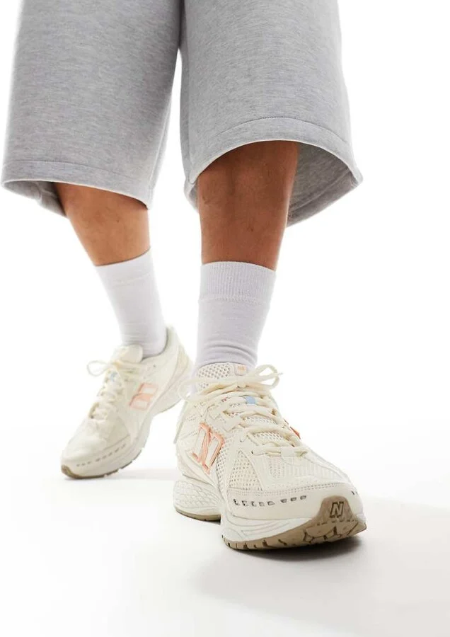 New Balance 1906 sneakers in white with blue and pink details - Image 4