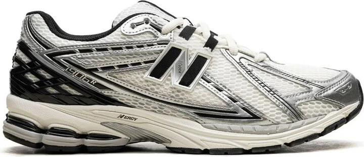 New Balance 1906R Sneakers