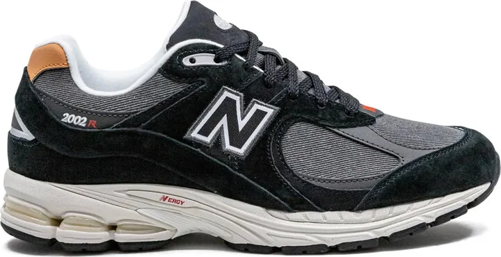 New Balance 2002R Black with sepia and magnet Men M2002REB