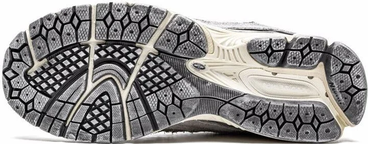 New Balance 2002R Sneakers - Image 2