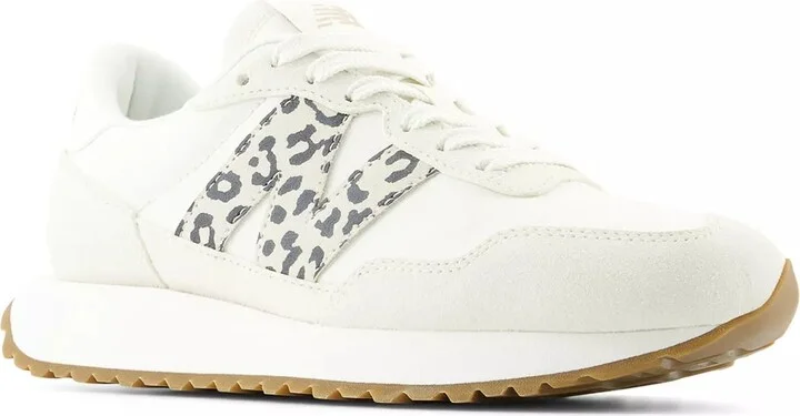 White Leopard Print