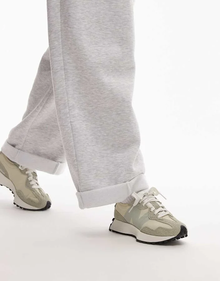 New Balance 327 sneakers in beige with pale green and gray detail - Image 4