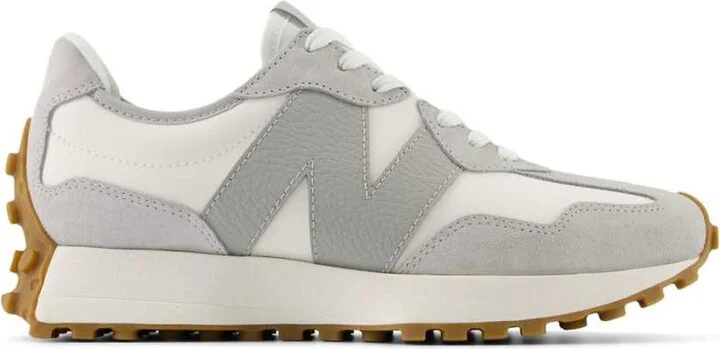 New Balance 327 sneakers in white with gray detail - Image 2