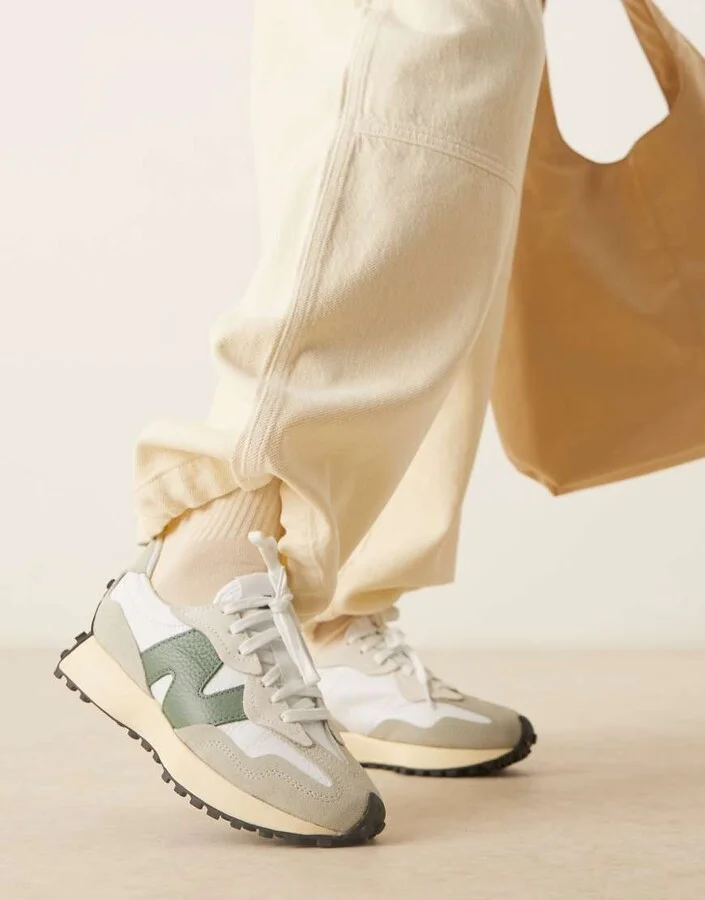 New Balance 327 sneakers in white with light and dark green details - Image 3