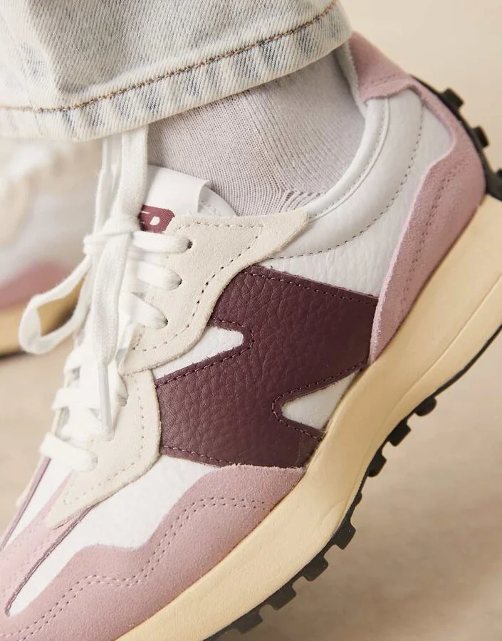 New Balance 327 sneakers in white with pink and burgundy details - Image 4