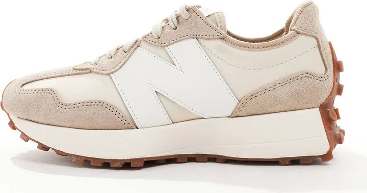 New Balance 327 trainers in beige - Image 2