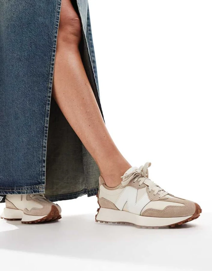 New Balance 327 trainers in beige - Image 3