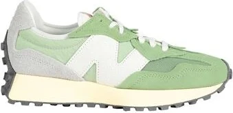 New Balance 327 Woman Sneakers