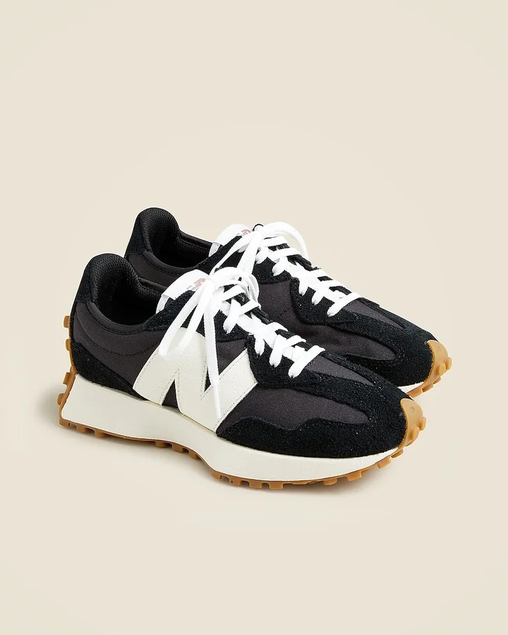New Balance® 327 women's sneakers - Image 2