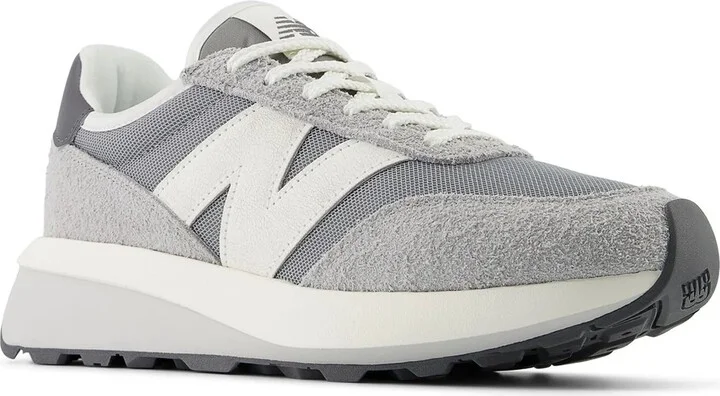 New Balance 370 Sneaker