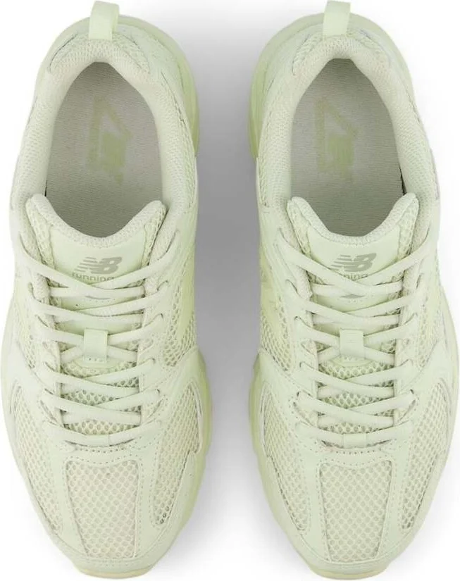 New Balance 530 sneakers in cream - Image 4