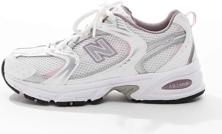 New Balance 530 sneakers in white with pink details - Image 2