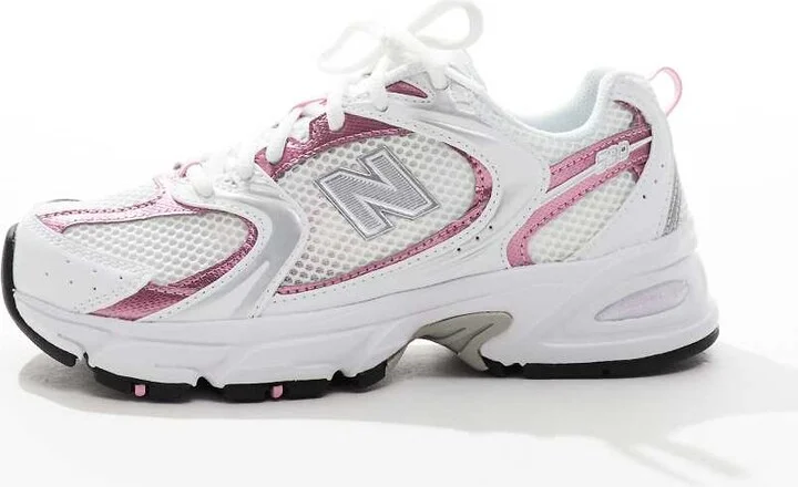 New Balance 530 sneakers in white with pink metallic details - Image 4