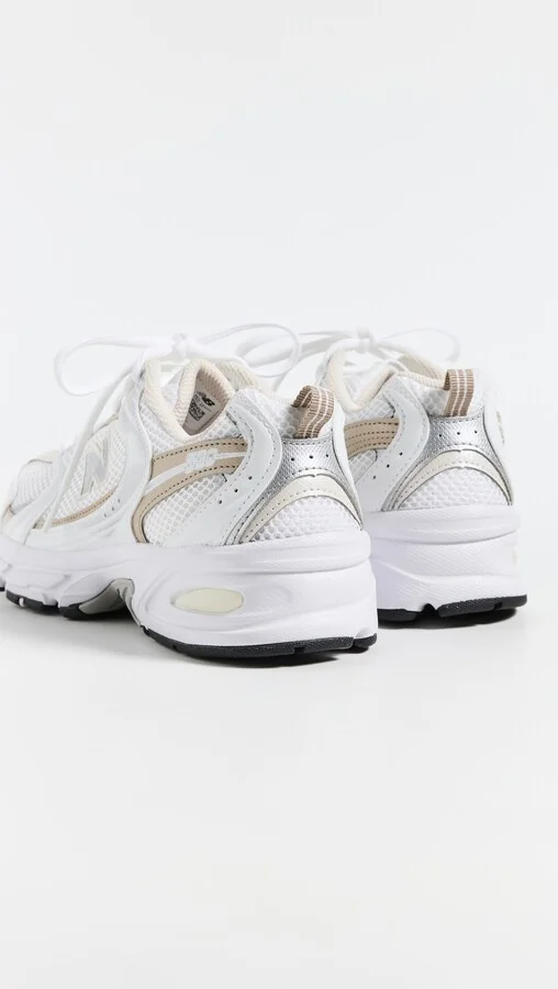 New Balance 530 Unisex Sneakers - Image 3