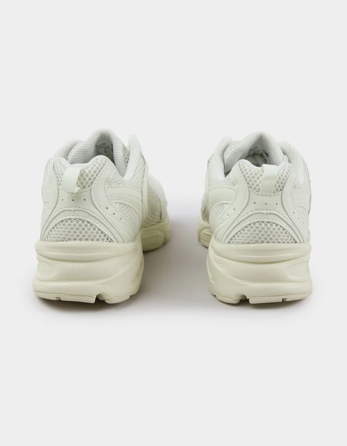 NEW BALANCE 530 Womens Shoes - Image 9