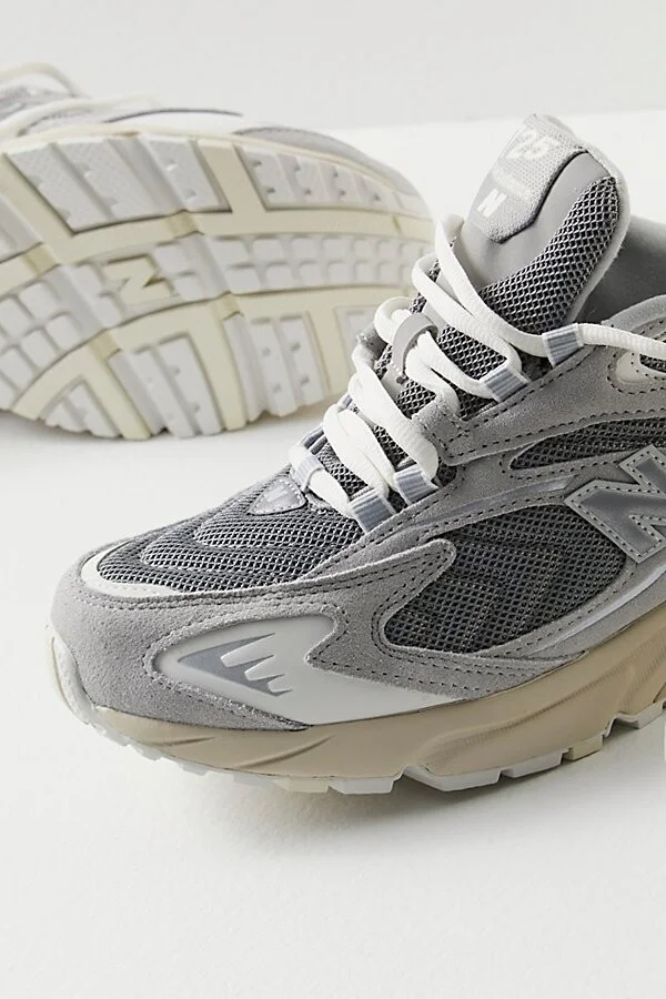New Balance 725 Sneakers - Image 3