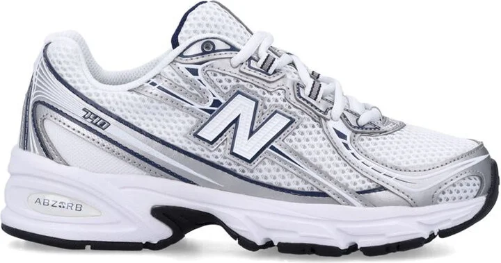 New Balance 740