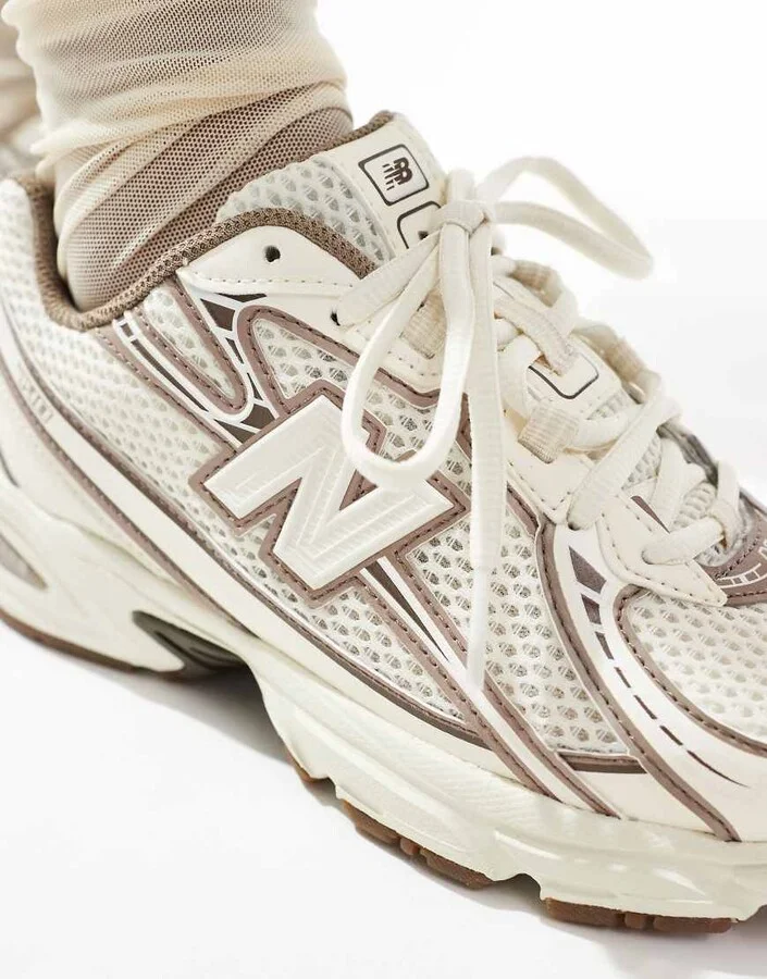 New Balance 740 in beige and brown - Exclusive to ASOS - Image 3