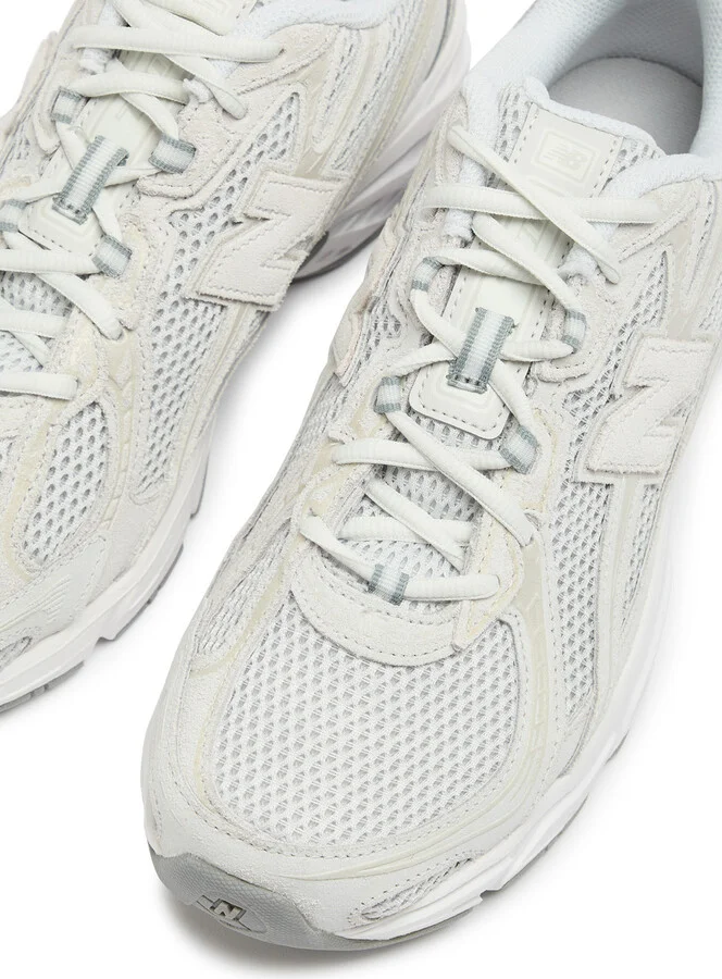 New Balance 740 Panelled Mesh Sneakers - Image 3