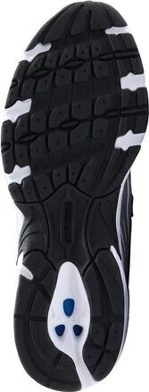 New Balance 740 Shoe - Image 6