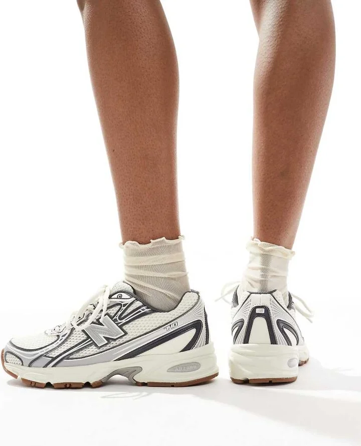 New Balance 740 sneakers in beige and gray - Exclusive to ASOS - Image 4