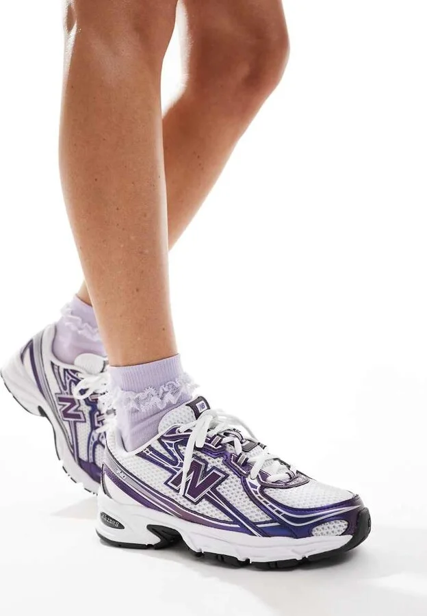 New Balance 740 sneakers in white and purple - Image 3