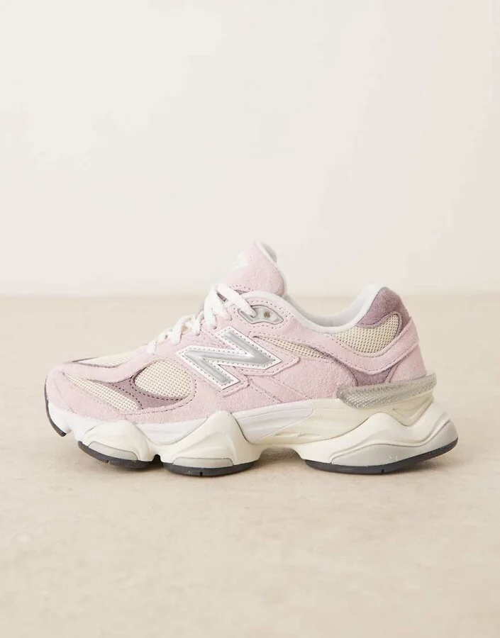 New Balance 9060 sneakers in pink - Image 2