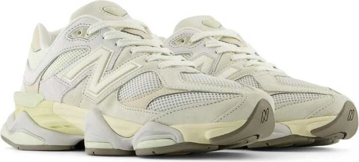 New Balance 9060 unisex sneakers in all white