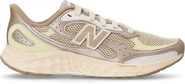 New Balance Arishi V4 Tiralux Logo Patch Sneakers