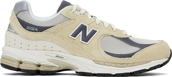 New Balance Beige 2002R Sneakers