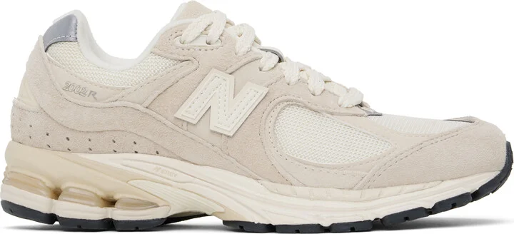 New Balance Beige 2002R Sneakers