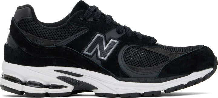 New Balance Black 2002R Sneakers