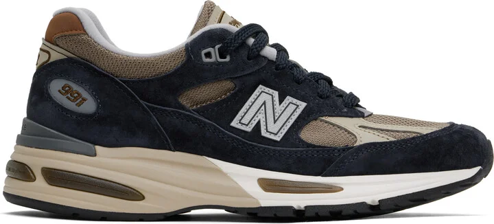 New Balance Black & Beige 'Made in UK' 991v2 Sneakers