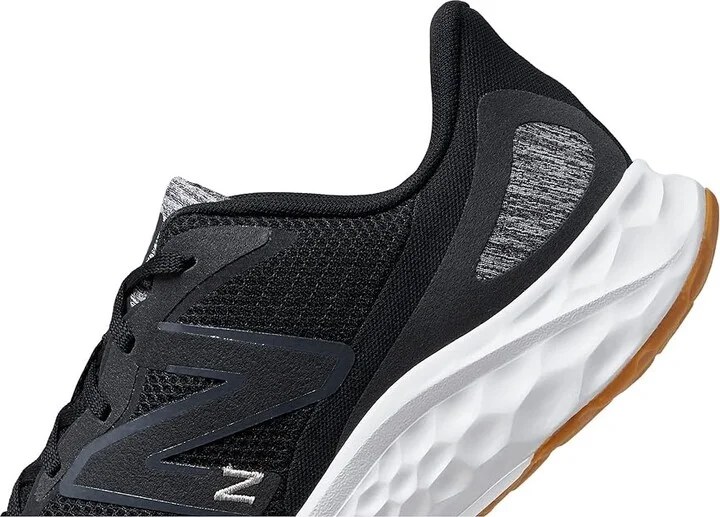 New Balance Fresh Foam Arishi v4 Men's Shoes Black/Silver Metallic : 7 D - Medium, Synthetic/Textile - Image 4