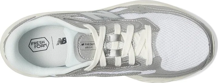 New Balance Fresh Foam Arishi v4 Women's Shoes Silver Metallic/Reflection/Nb White : 9 B - Medium, Synthetic/Textile - Image 2
