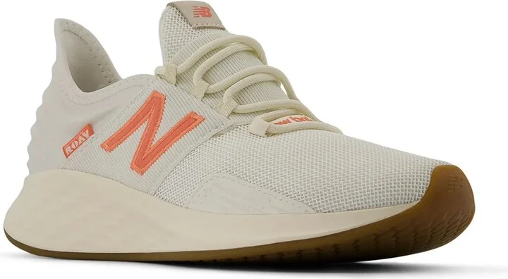New Balance Fresh Foam Roav Running Shoe