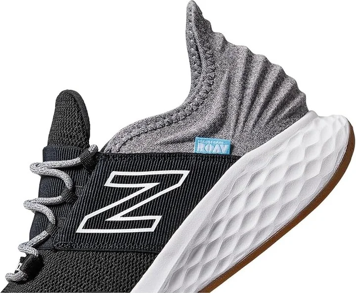 New Balance Fresh Foam Roav T-Shirts Shirt Women's Running Shoes Black/Light Aluminum : 5 B - Medium, Textile/Synthetic - Image 5