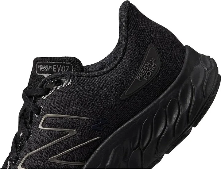 New Balance Fresh Foam X EVOZ v3 Women's Shoes Black/Black Metallic : 5 B - Medium, Textile - Image 4
